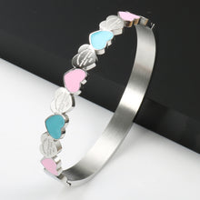 Load image into Gallery viewer, Forever In Love Heart Bangle
